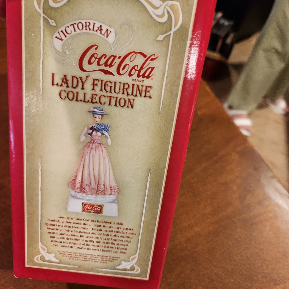 Coca Cola Lady Figurine in Pink Dress - Picture 9 of 10